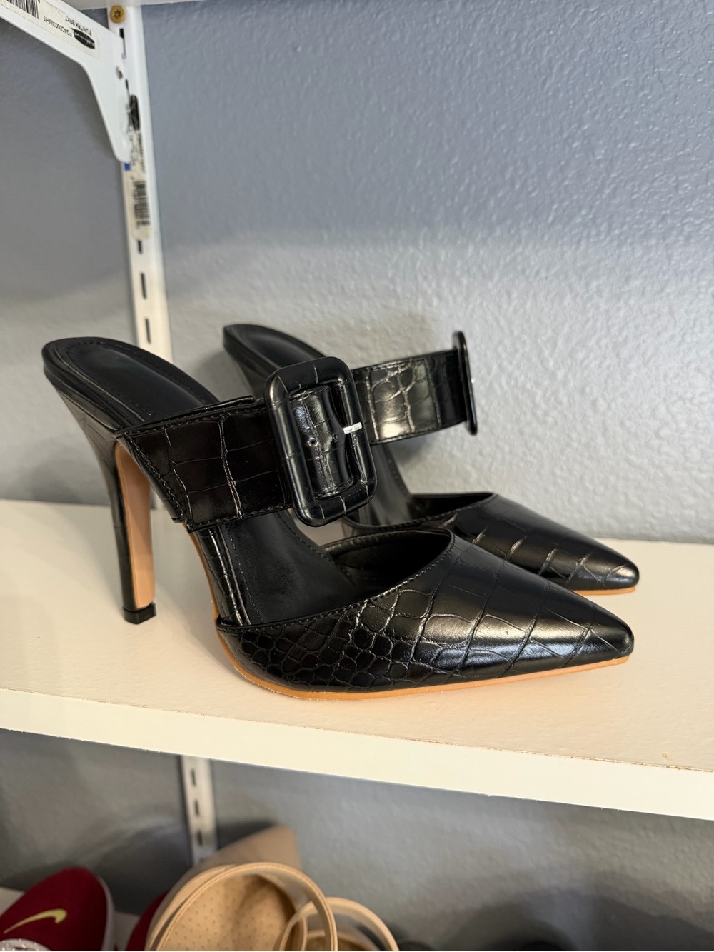 SHEIN Black Croc-Embossed Pointed High Heel Mules with Buckle